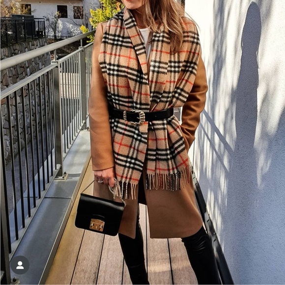 Burberrys Scarf 100% Cashmere ,made in England - Picture 8 of 12